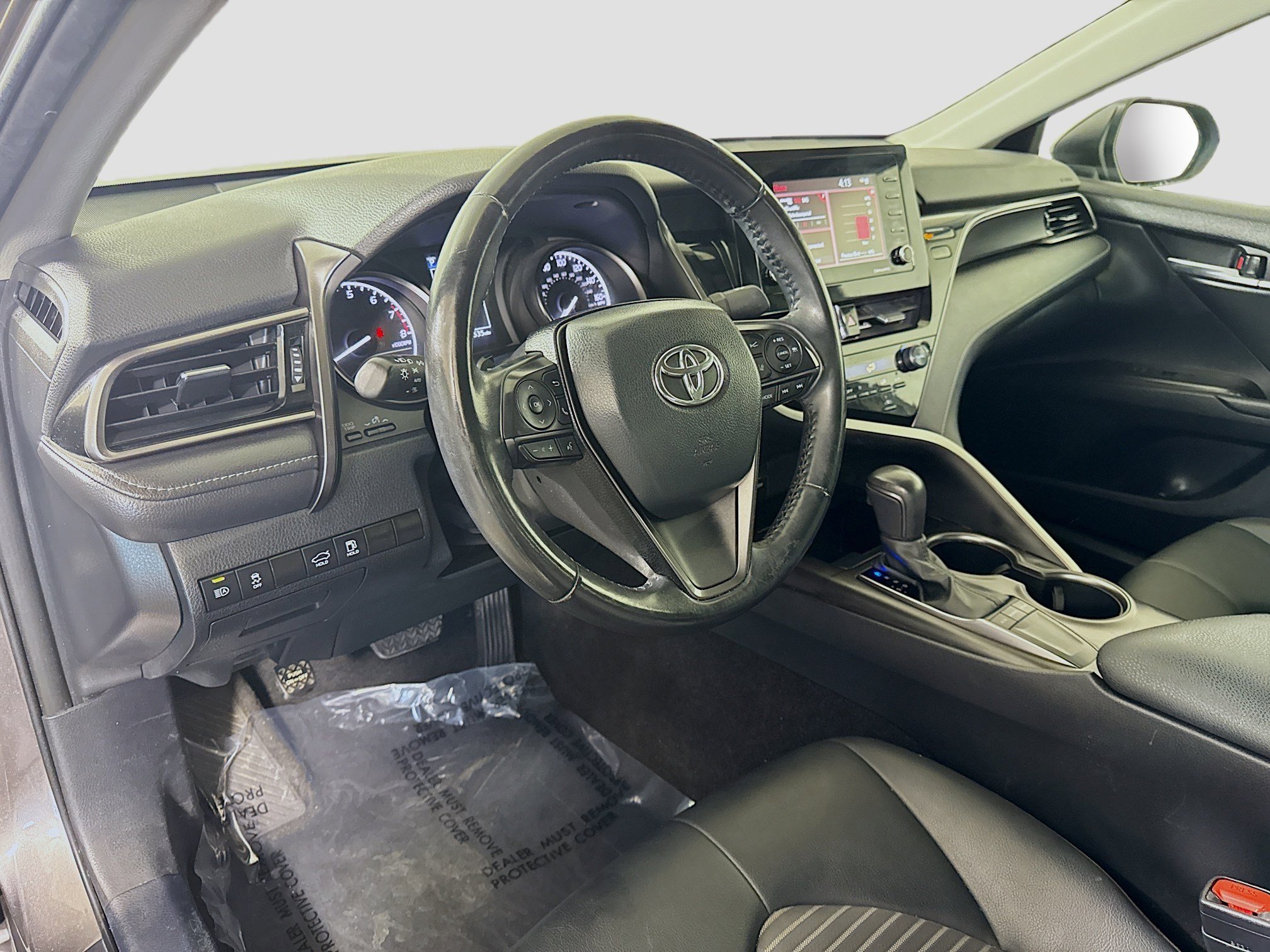 Used 2024 Toyota Camry SE image 22