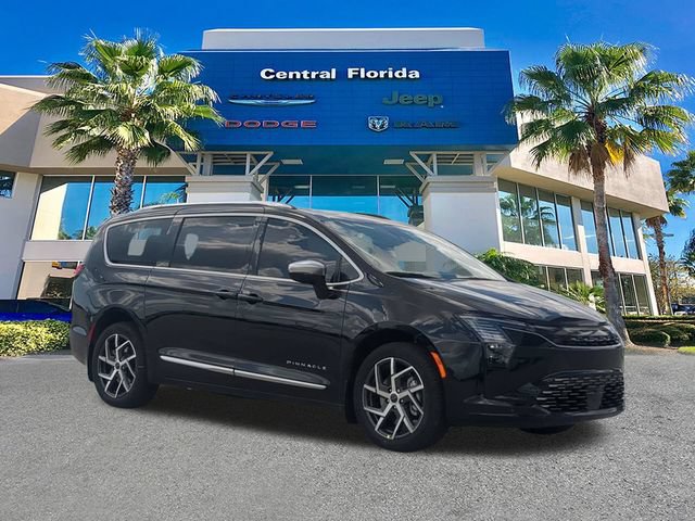 New 2027 Chrysler Pacifica Pinnacle w/ Theater Group AWD/4WD image 2