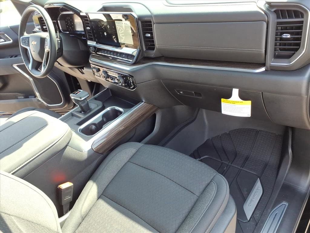 Used 2026 Chevrolet Silverado 1500 LT w/ Protection Package image 16