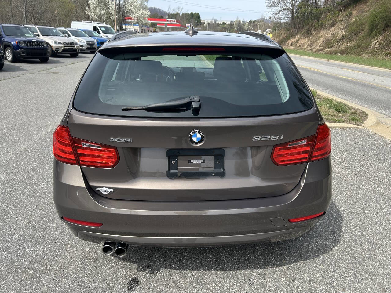 Used 2015 BMW 328i xDrive Wagon AWD/4WD image 6