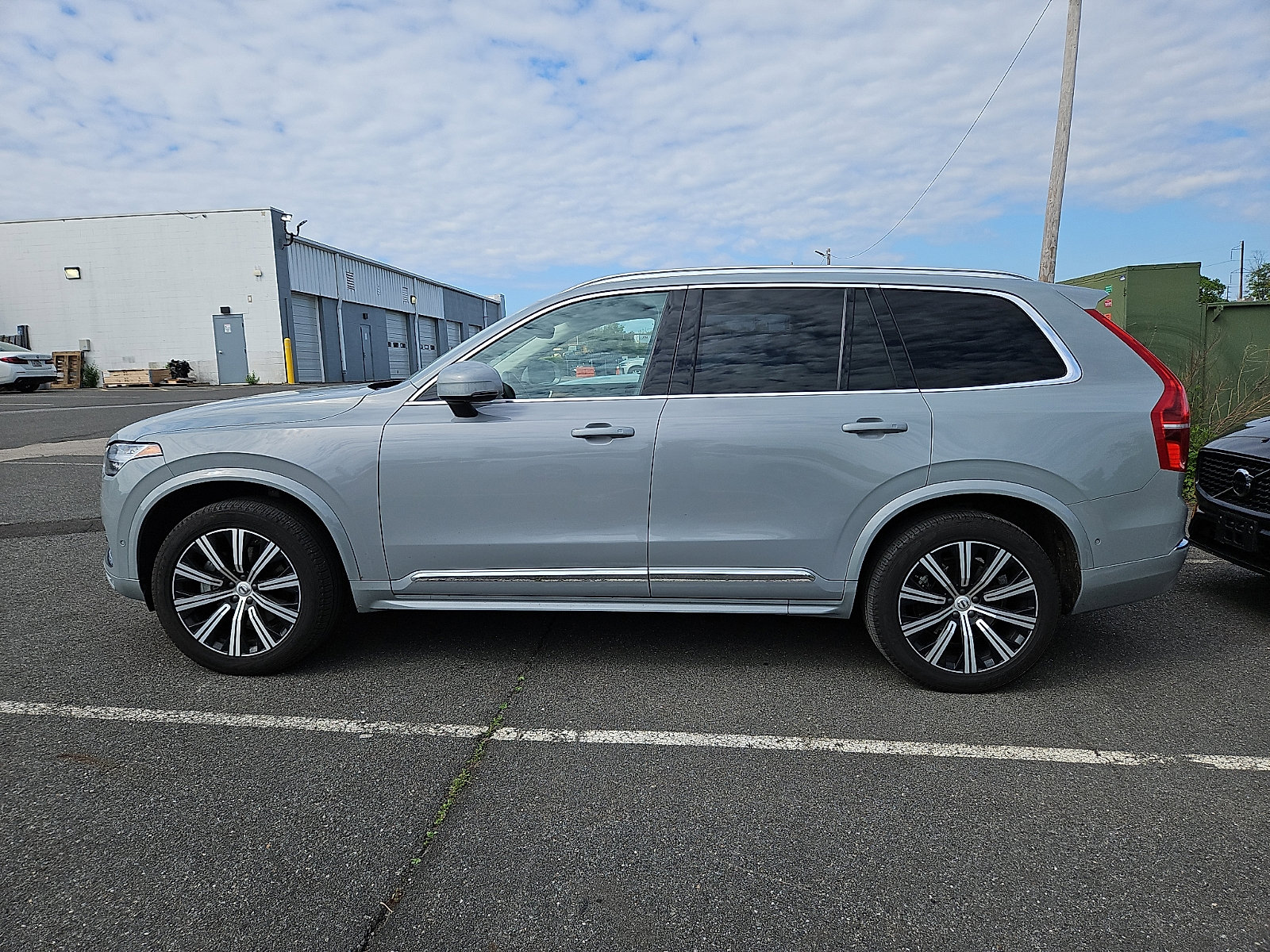Used 2025 Volvo XC90 B6 Plus w/ Protection Package Premier AWD/4WD image 5