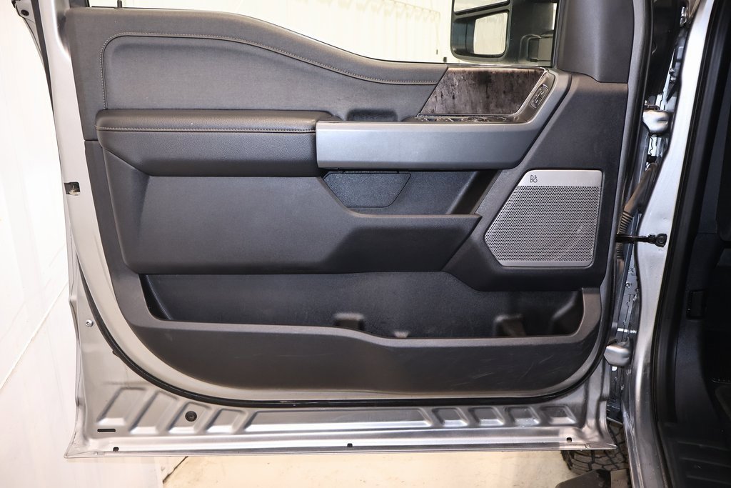 Used 2024 Ford F350 Lariat w/ Lariat Ultimate Package image 8