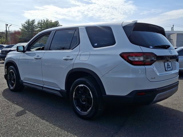 Certified 2025 Honda Pilot EX-L image 4
