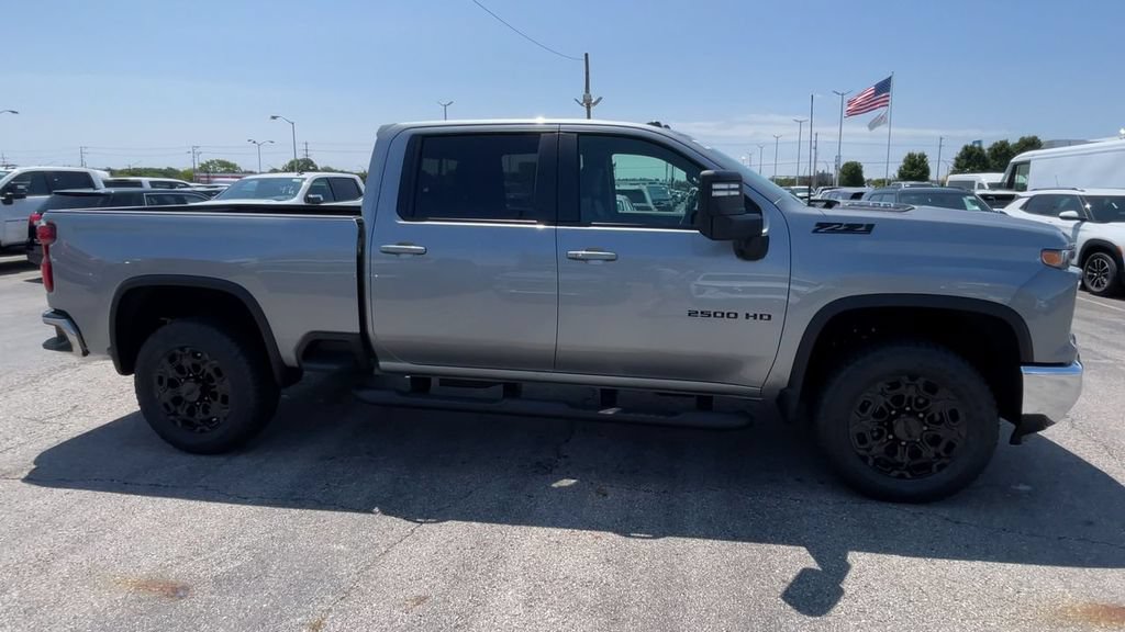 New 2026 Chevrolet Silverado 2500 LT w/ All Star Edition AWD/4WD image 3