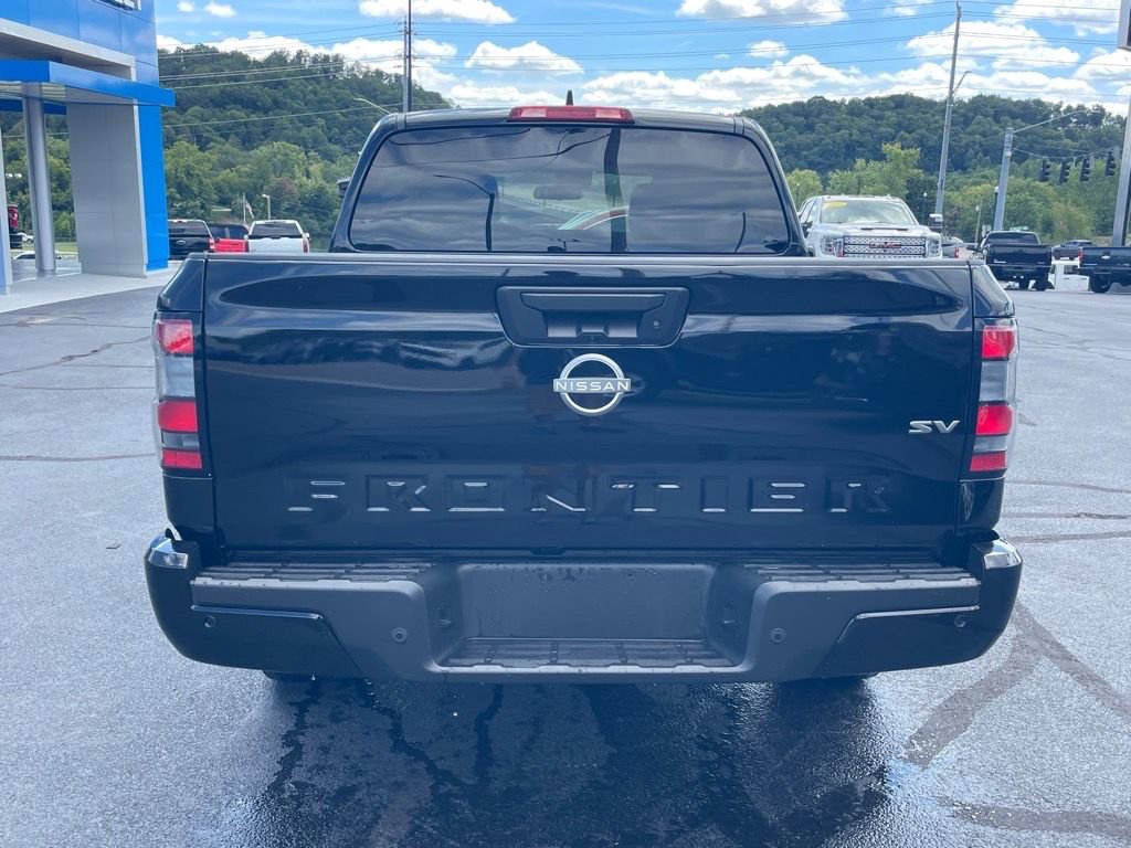 Used 2024 Nissan Frontier SV w/ Technology Package image 6