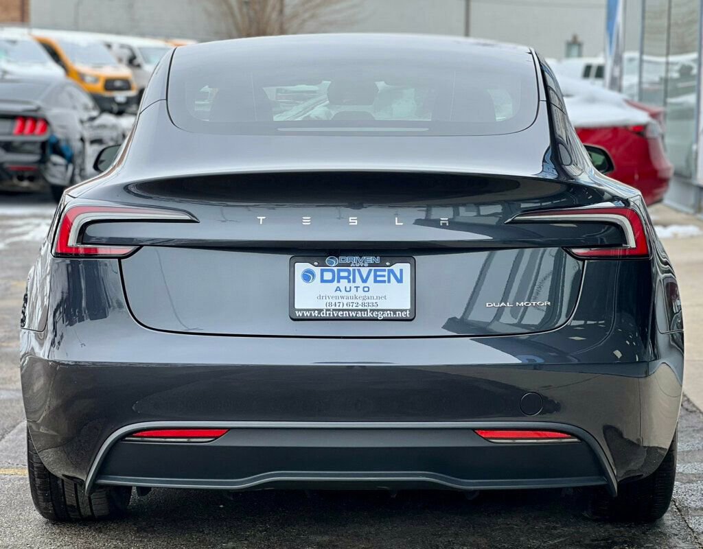 Used 2025 Tesla Model 3 Long Range image 4