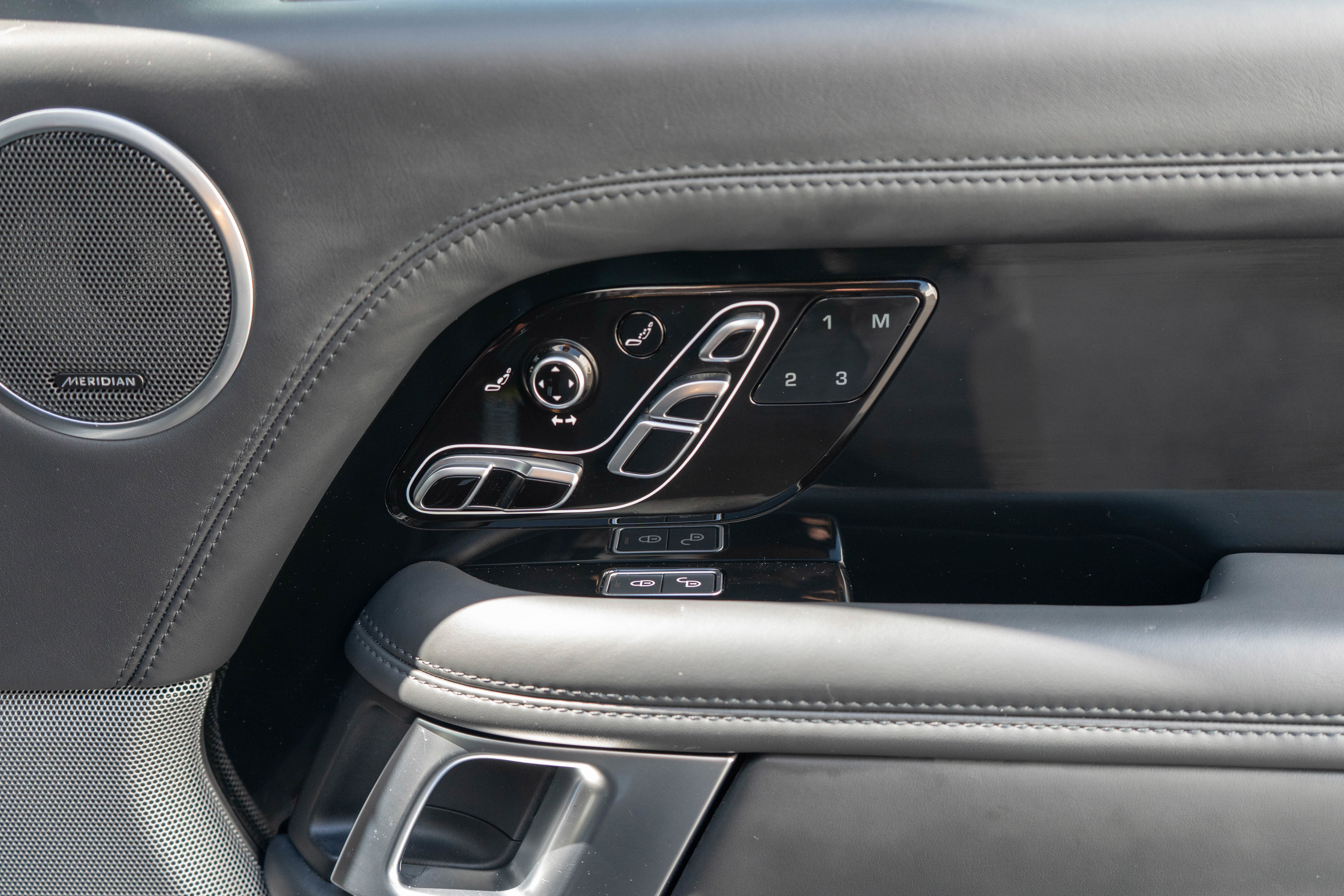 Used 2019 Land Rover Range Rover Autobiography AWD/4WD image 31