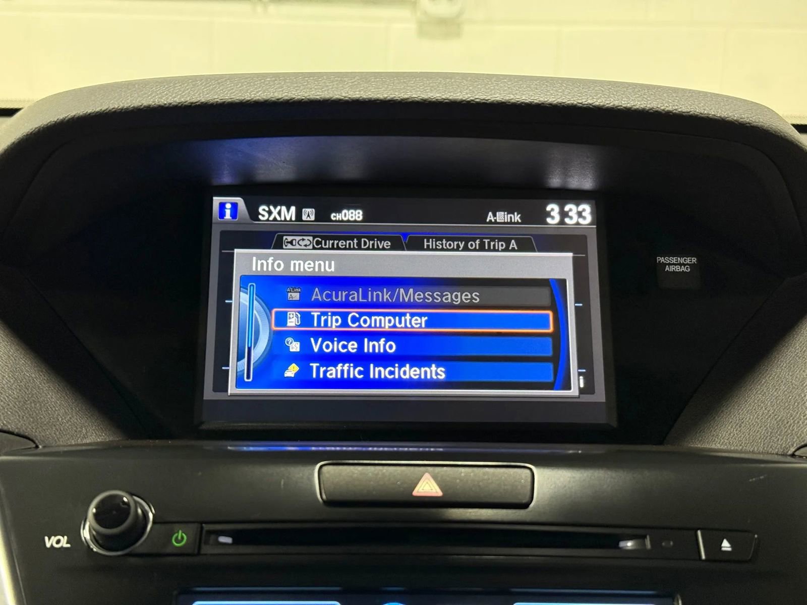 Used 2017 Acura MDX SH-AWD w/ Technology Package image 34