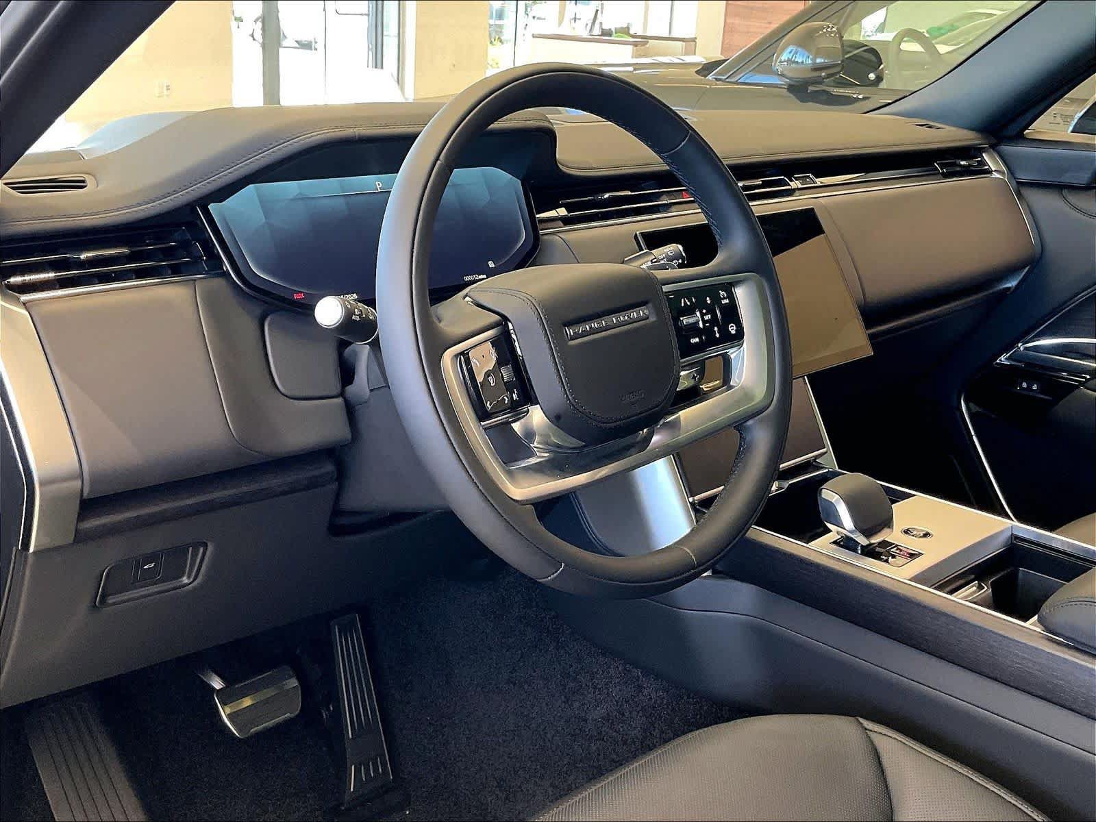 New 2026 Land Rover Range Rover SE AWD/4WD image 6