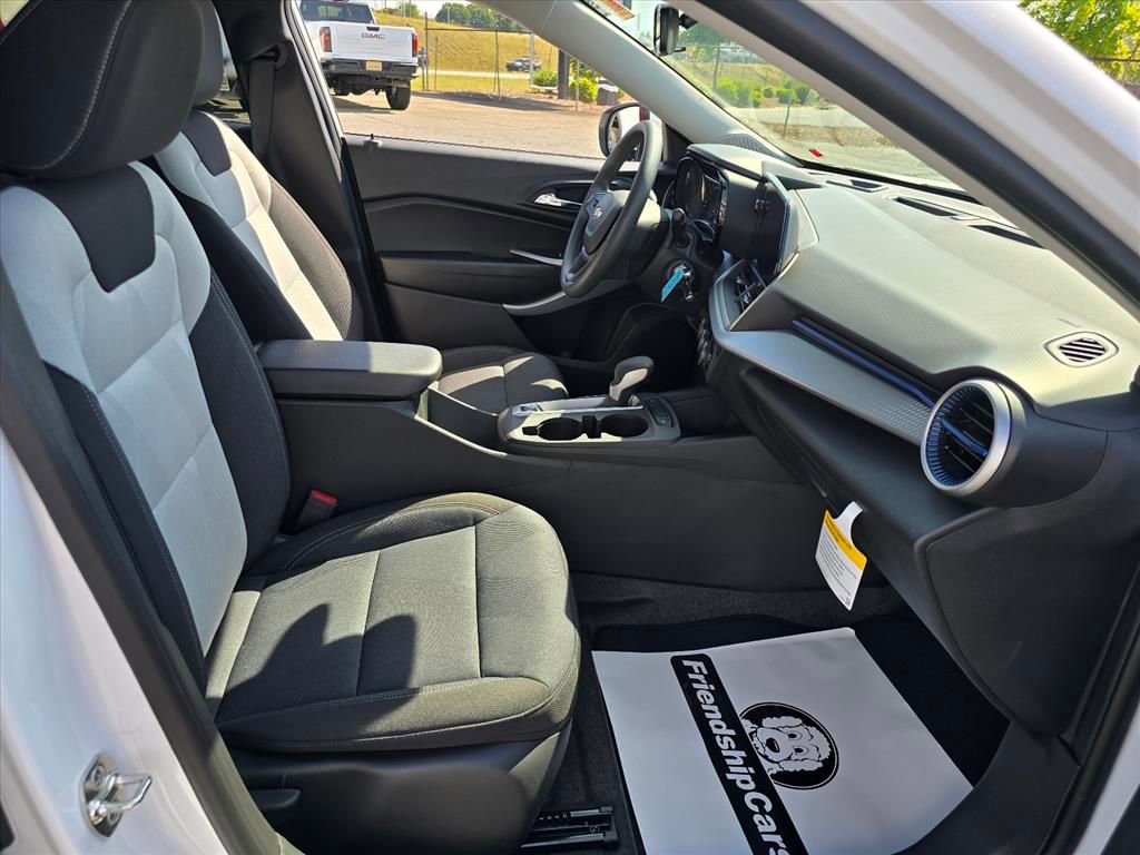 New 2026 Chevrolet Trax LS FWD image 13