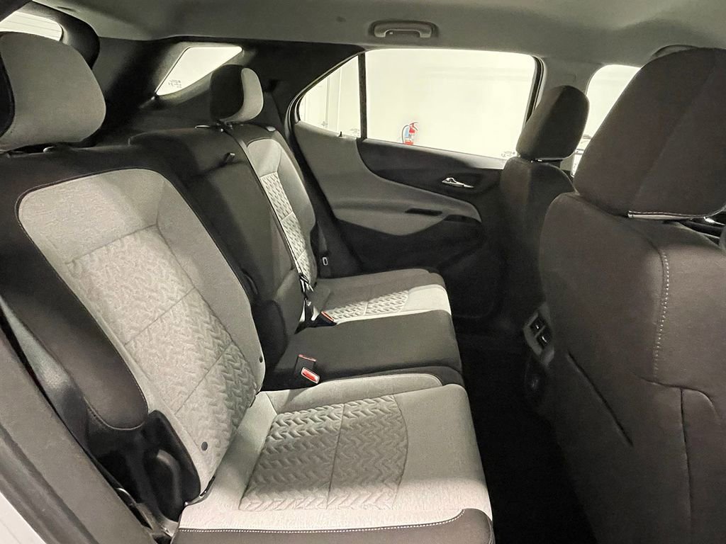 Used 2023 Chevrolet Equinox LS image 22