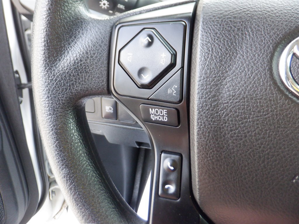 Used 2022 Toyota Tacoma SR image 19