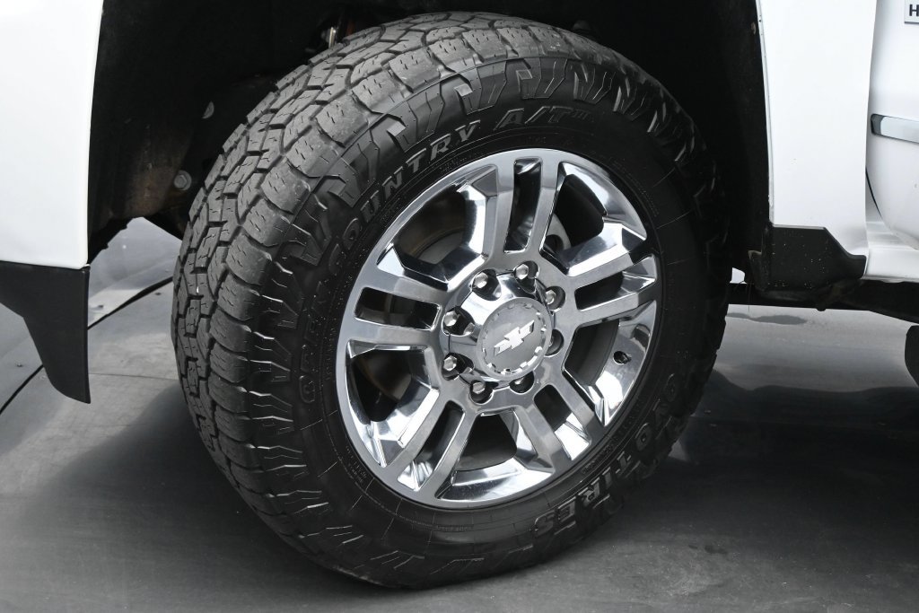 Used 2019 Chevrolet Silverado 2500 High Country w/ Duramax Plus Package AWD/4WD image 22