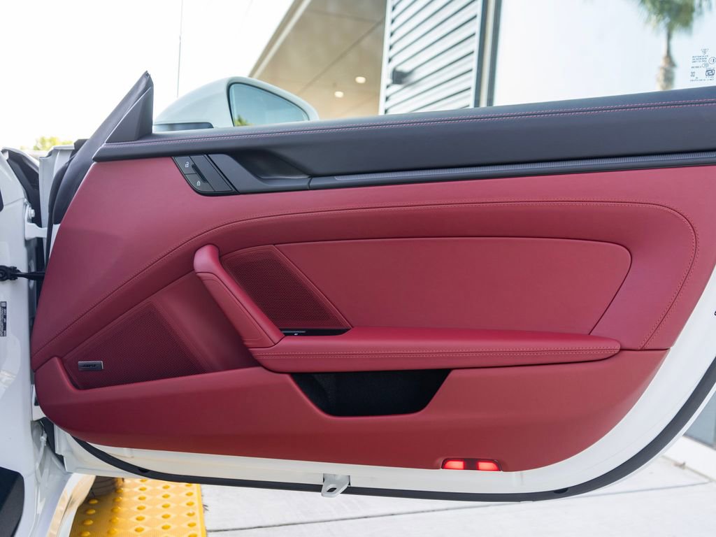 Used 2026 Porsche 911 Carrera GTS image 31