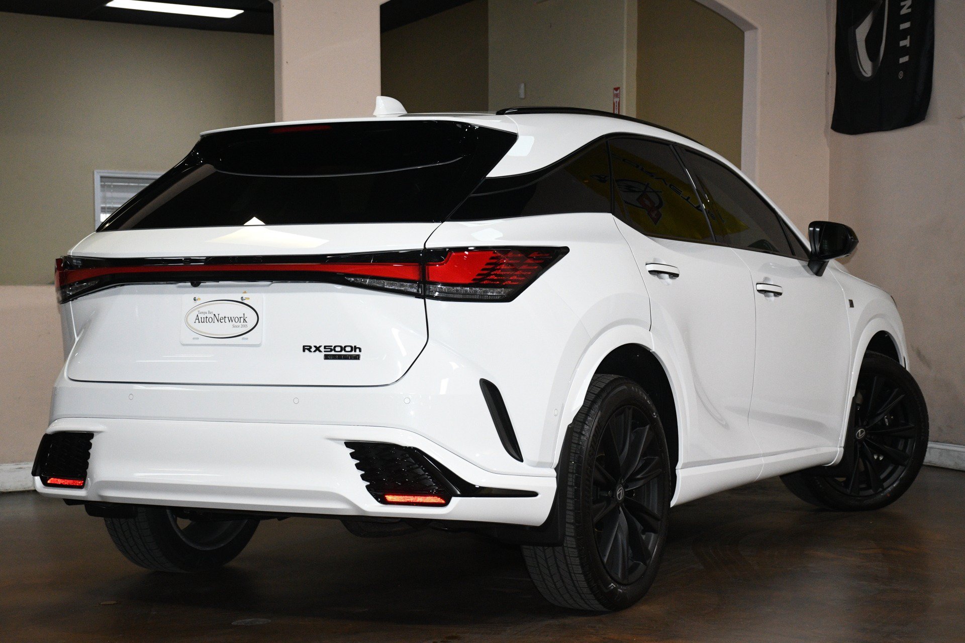 Used 2026 Lexus RX 500h F Sport w/ Convenience Package AWD/4WD image 5