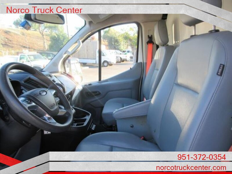 Used 2017 Ford Transit 150 130 Low Roof RWD image 15