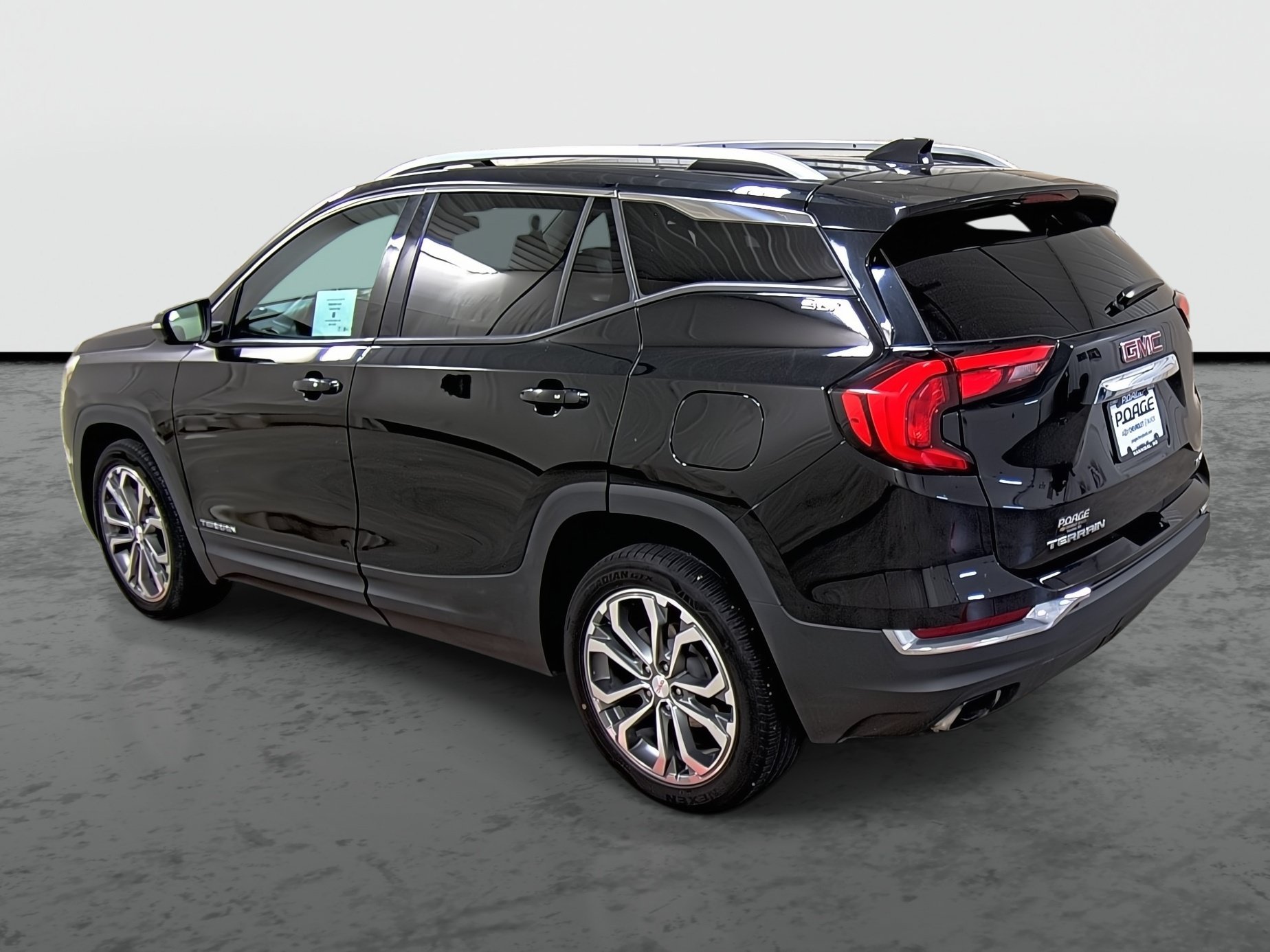 Used 2018 GMC Terrain SLT w/ Preferred Package AWD/4WD image 2
