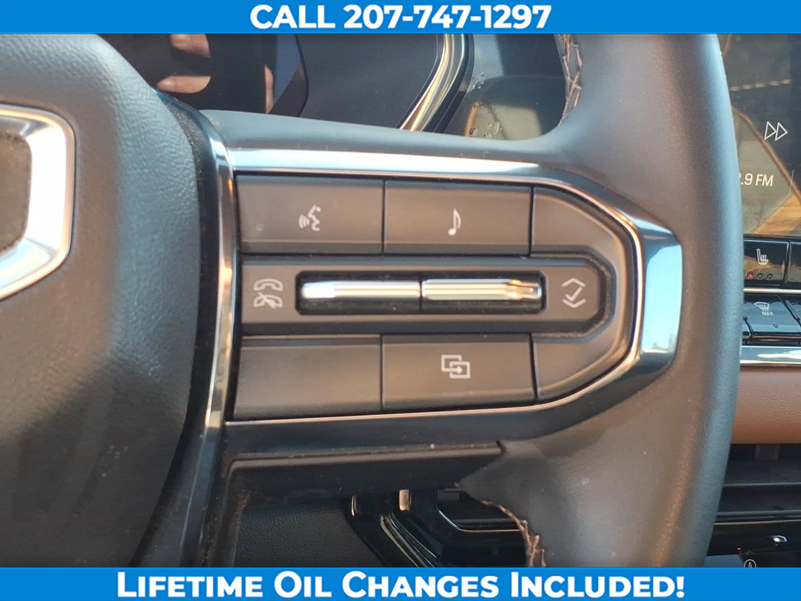 Used 2023 GMC Canyon AT4 image 14