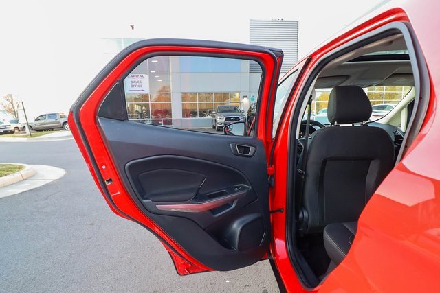 Used 2021 Ford EcoSport SE image 37