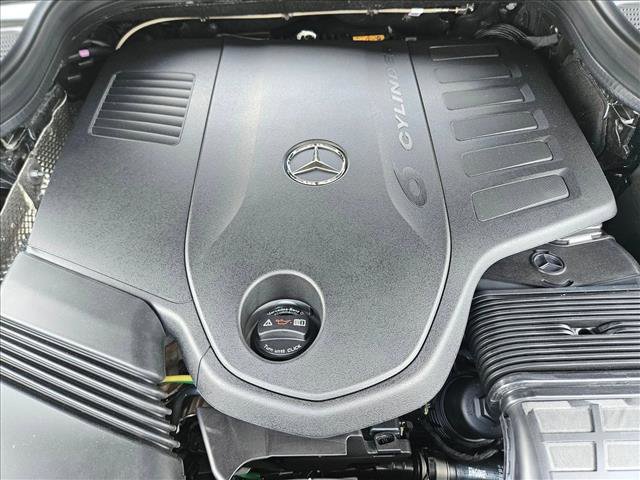 New 2026 Mercedes-Benz GLS 450 4MATIC image 17
