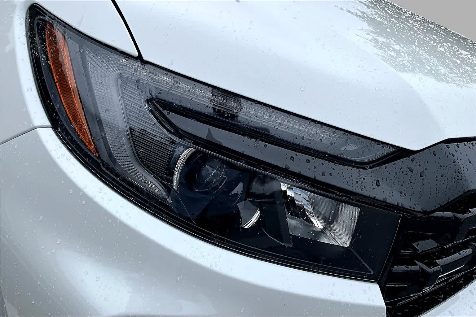 New 2026 Honda Ridgeline Black Edition image 16