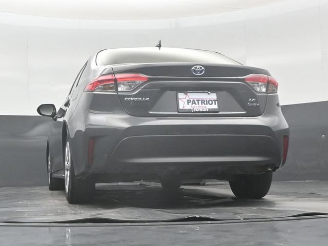 Used 2025 Toyota Corolla LE FWD image 47