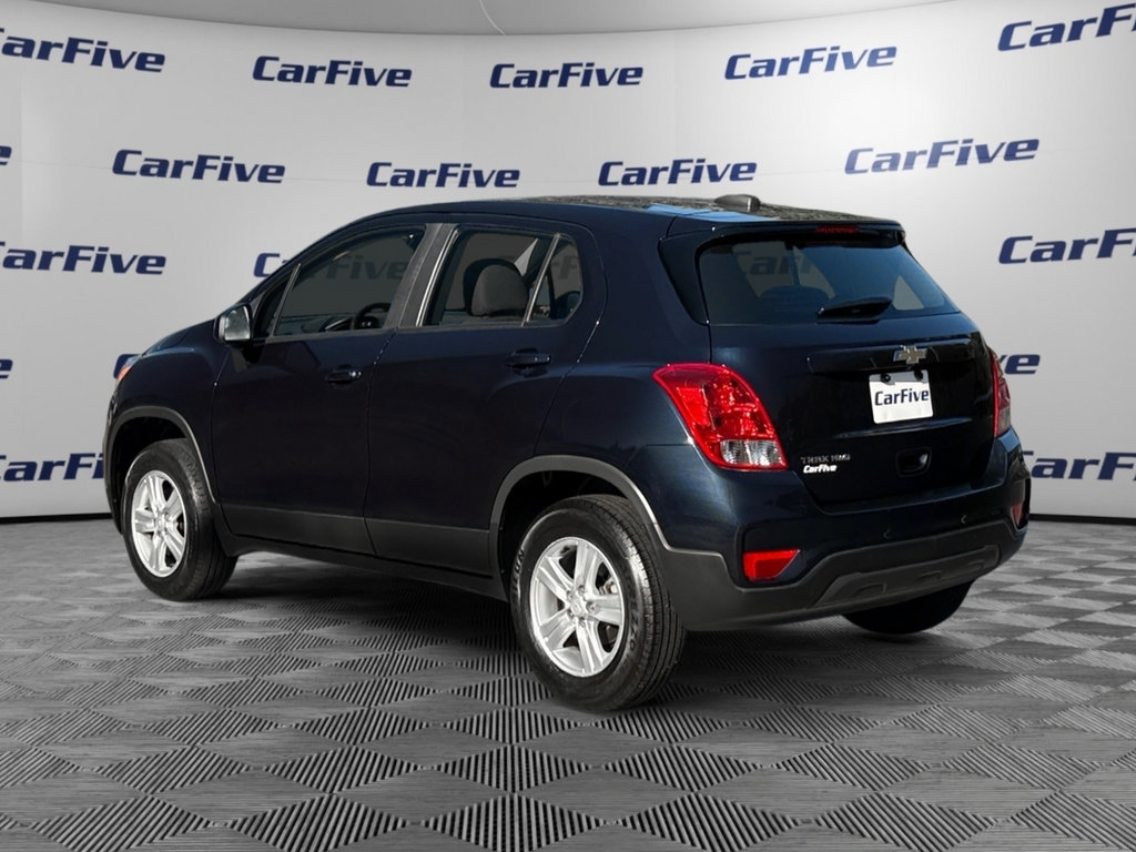 Used 2021 Chevrolet Trax LS AWD/4WD image 3
