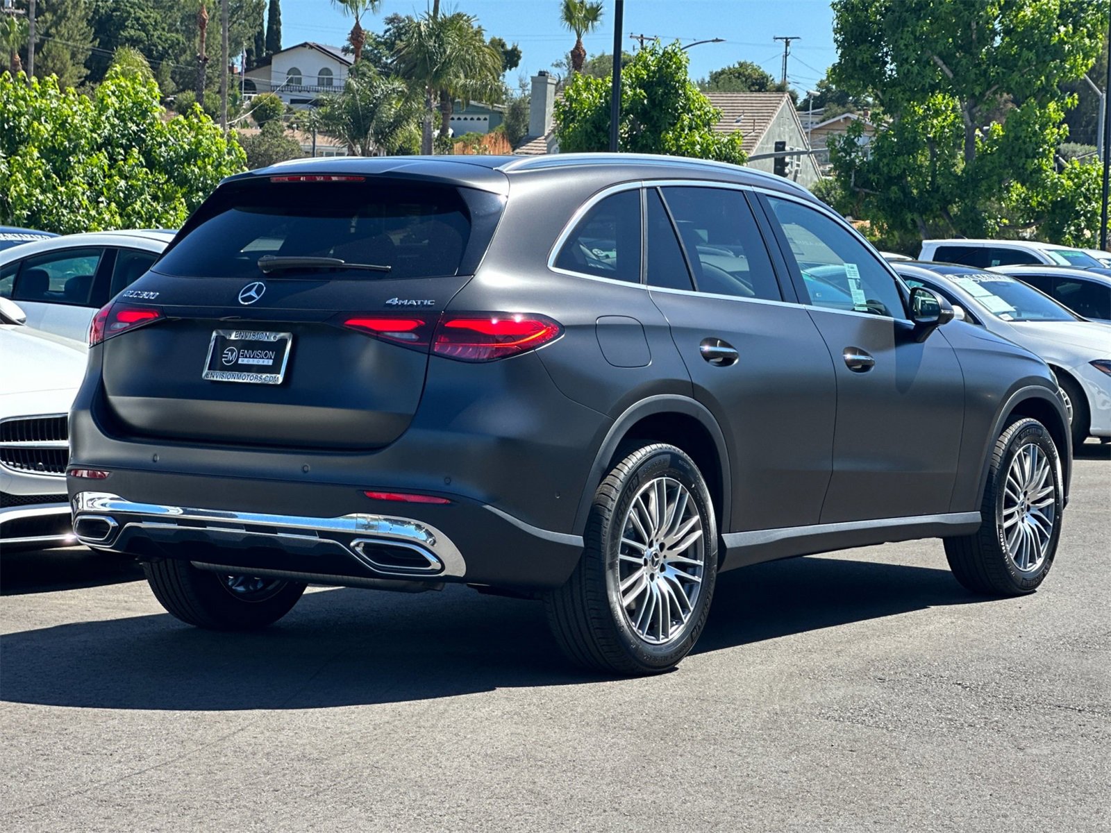 New 2025 Mercedes-Benz GLC 300 4MATIC image 3