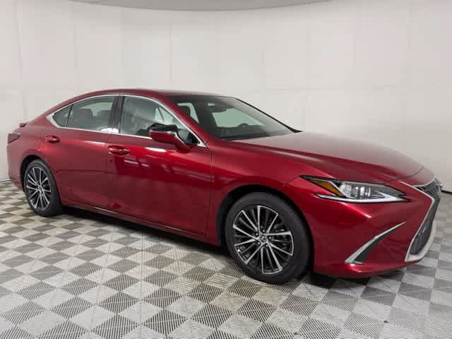 Used 2025 Lexus ES 300h w/ Premium Package FWD image 11