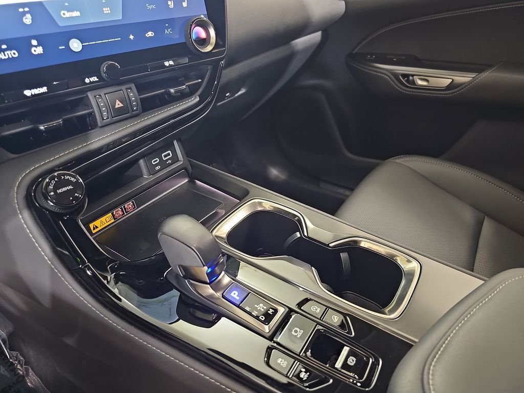 Used 2025 Lexus NX 350 AWD w/ Accessory Package (2T) image 24
