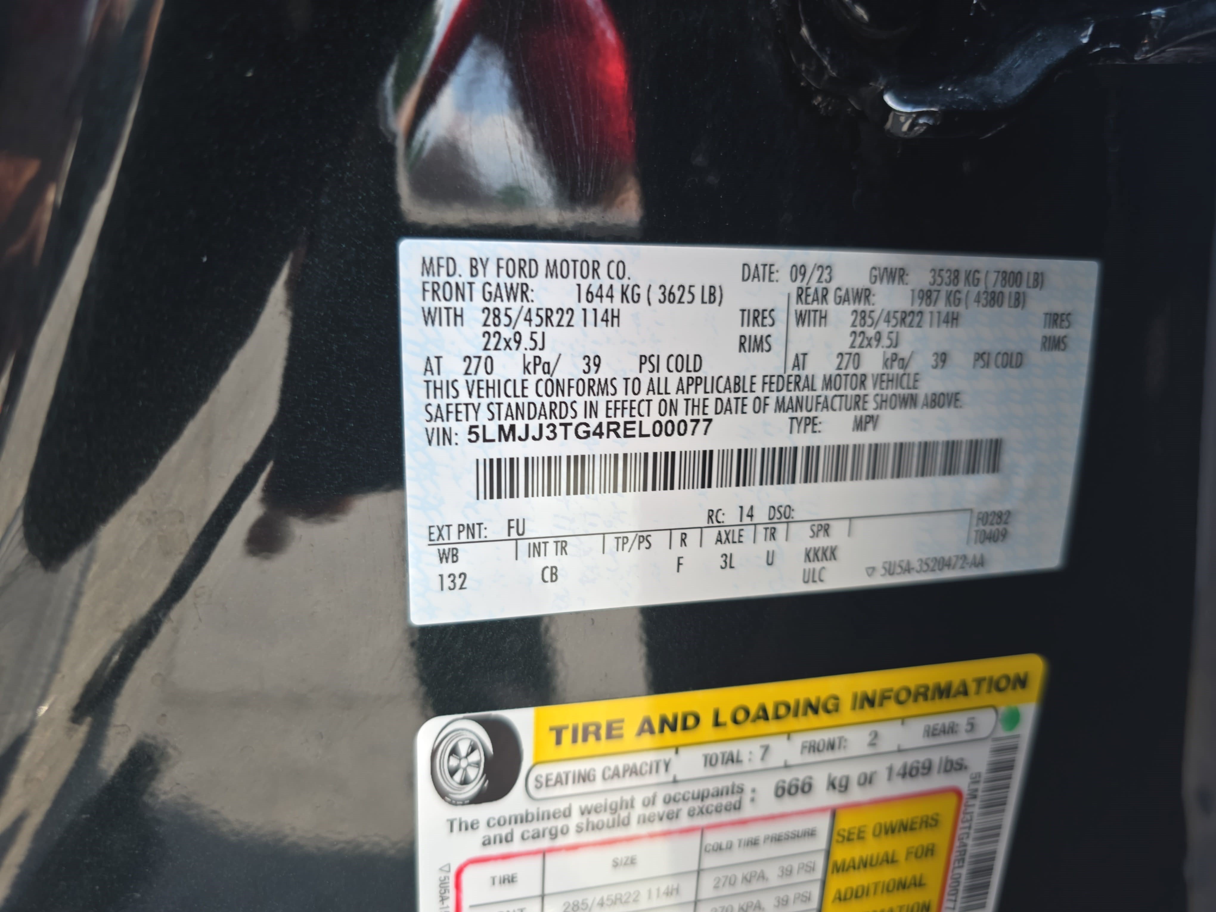Certified 2024 Lincoln Navigator L Black Label AWD/4WD image 36