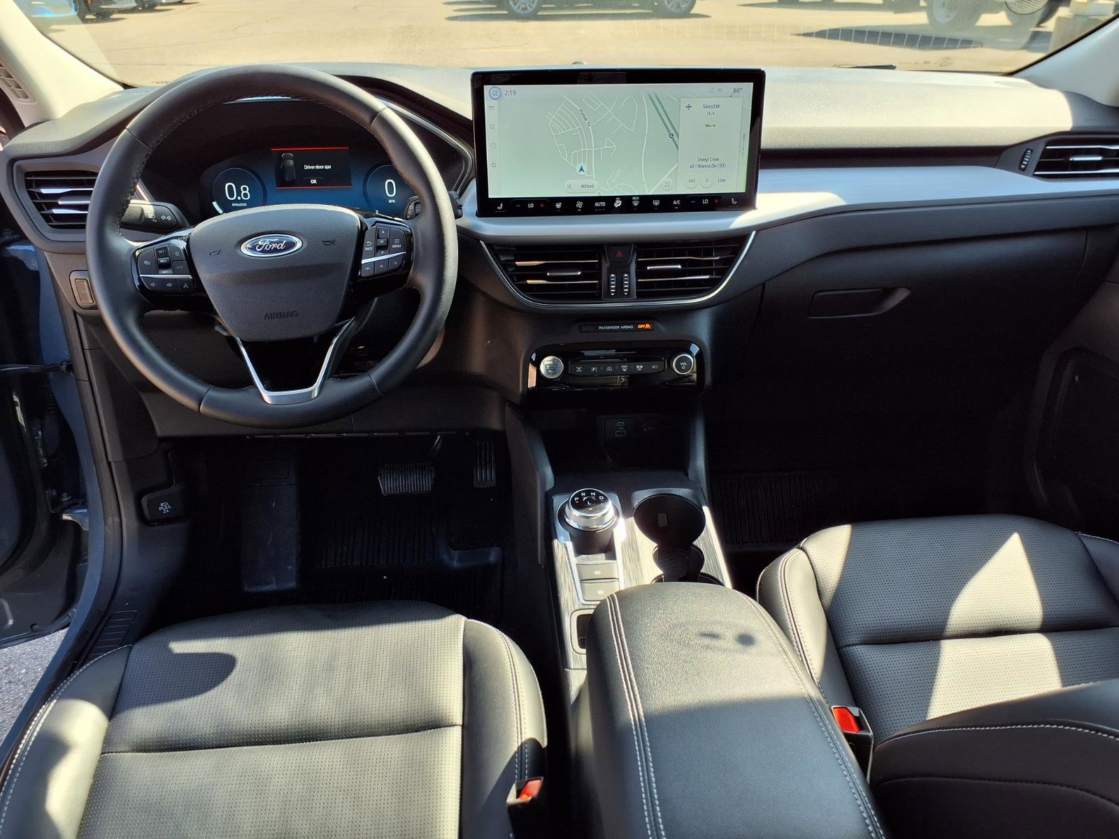 Certified 2023 Ford Escape Platinum w/ Class II Trailer Tow Package image 14