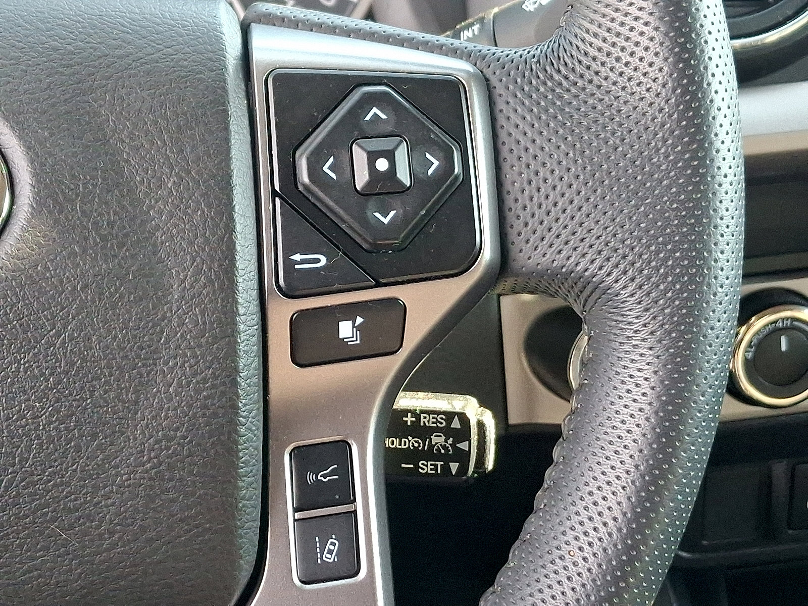 Certified 2023 Toyota Tacoma TRD Sport image 21