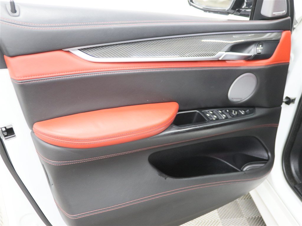 Used 2017 BMW X6 M AWD/4WD image 14