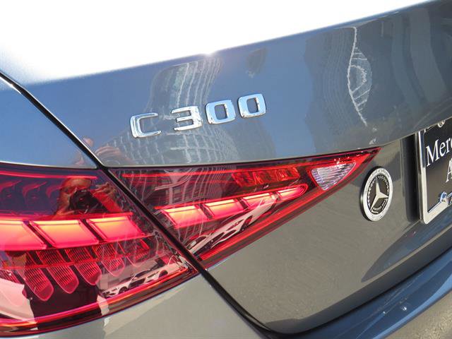 Used 2025 Mercedes-Benz C 300 4MATIC Sedan image 26