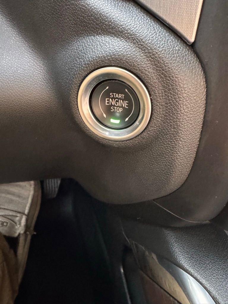 Used 2021 GMC Sierra 1500 SLT w/ SLT Premium Package image 24