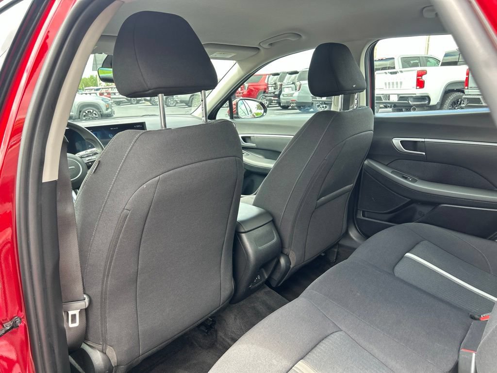 Used 2025 Hyundai Sonata SEL FWD image 37