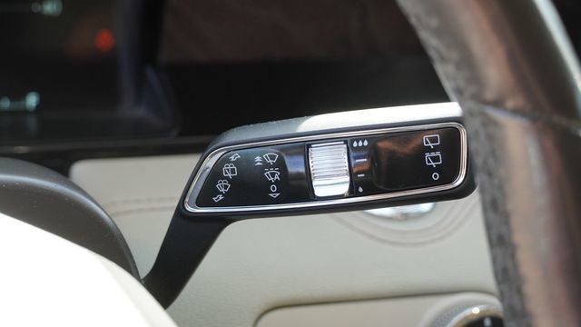 Used 2019 Lincoln Navigator L Reserve AWD/4WD image 32