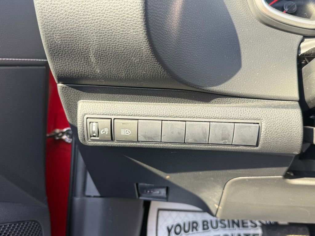 Used 2021 Toyota Corolla SE w/ Special Edition image 20