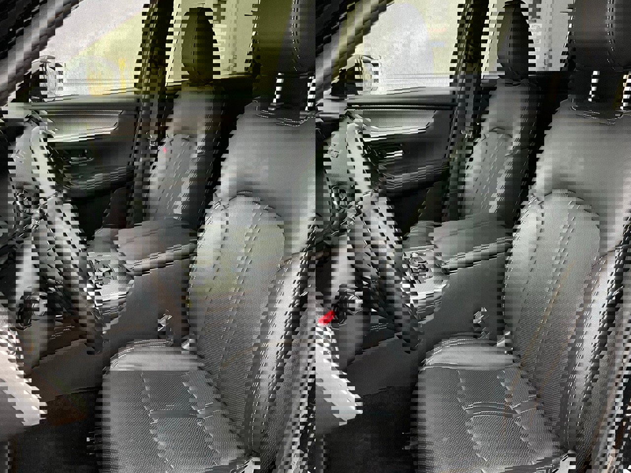 Used 2025 MAZDA CX-70 3.3 Turbo w/ Preferred Package image 10