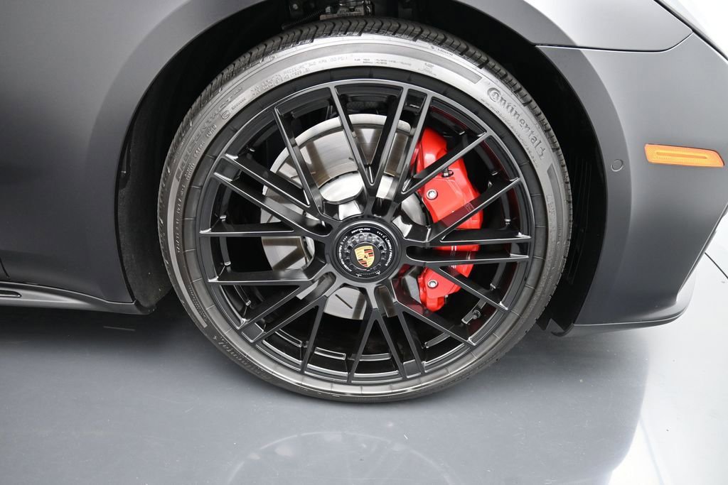 Certified 2026 Porsche Panamera GTS AWD/4WD image 33