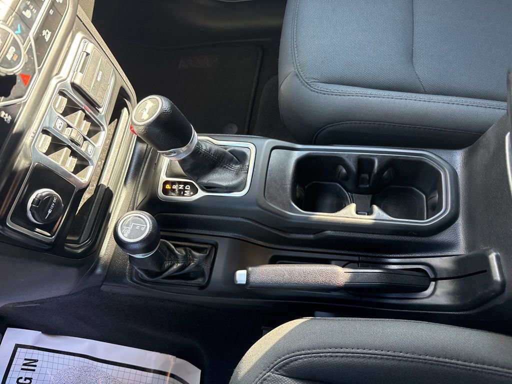 Used 2021 Jeep Wrangler Unlimited Sport image 22