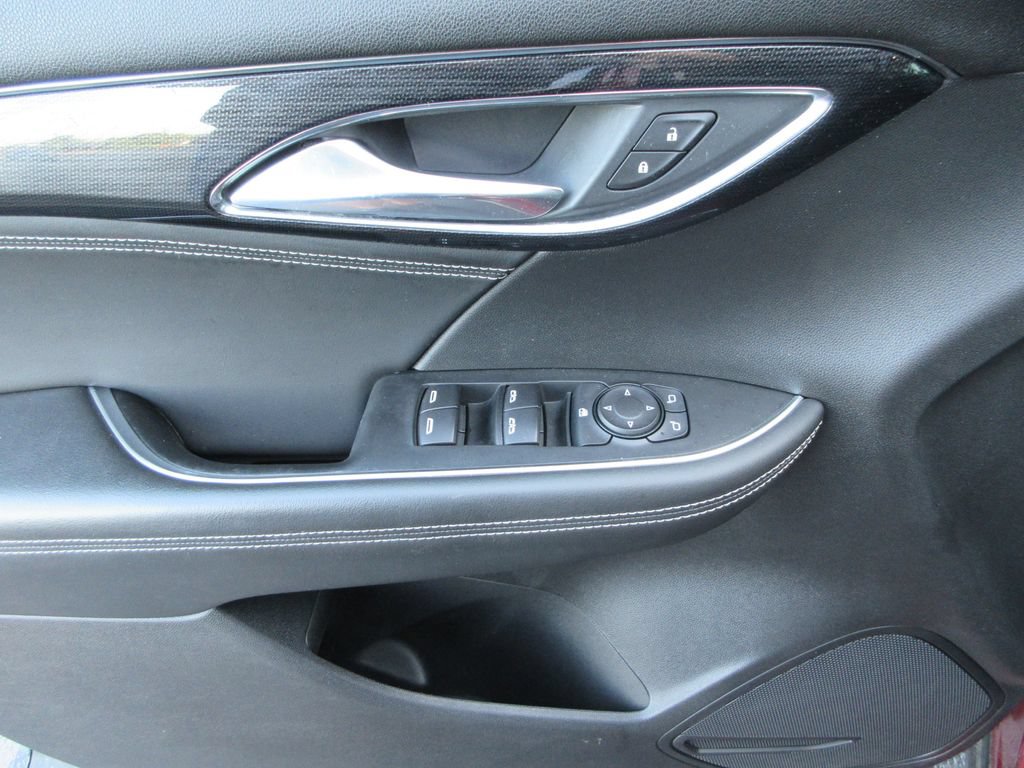 Certified 2022 Buick Envision Preferred w/ Sport Touring Package FWD image 23
