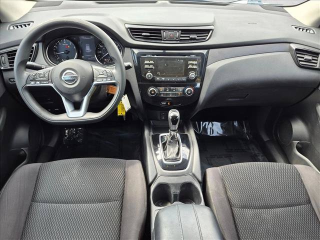 Used 2017 Nissan Rogue Sport S w/ S Appearance Package FWD image 13