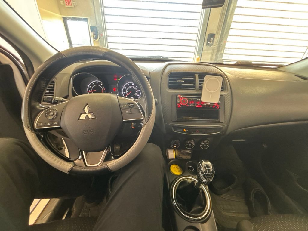 Used 2016 Mitsubishi Outlander Sport ES FWD image 5