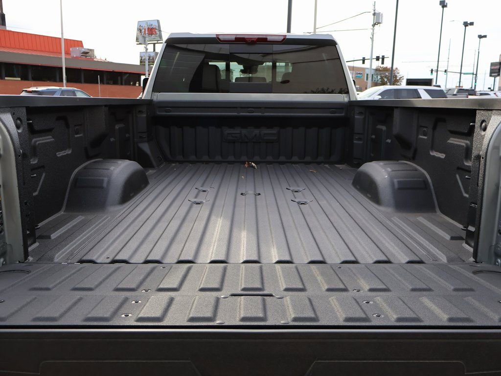New 2026 GMC Sierra 3500 Denali w/ Denali Reserve Package image 17