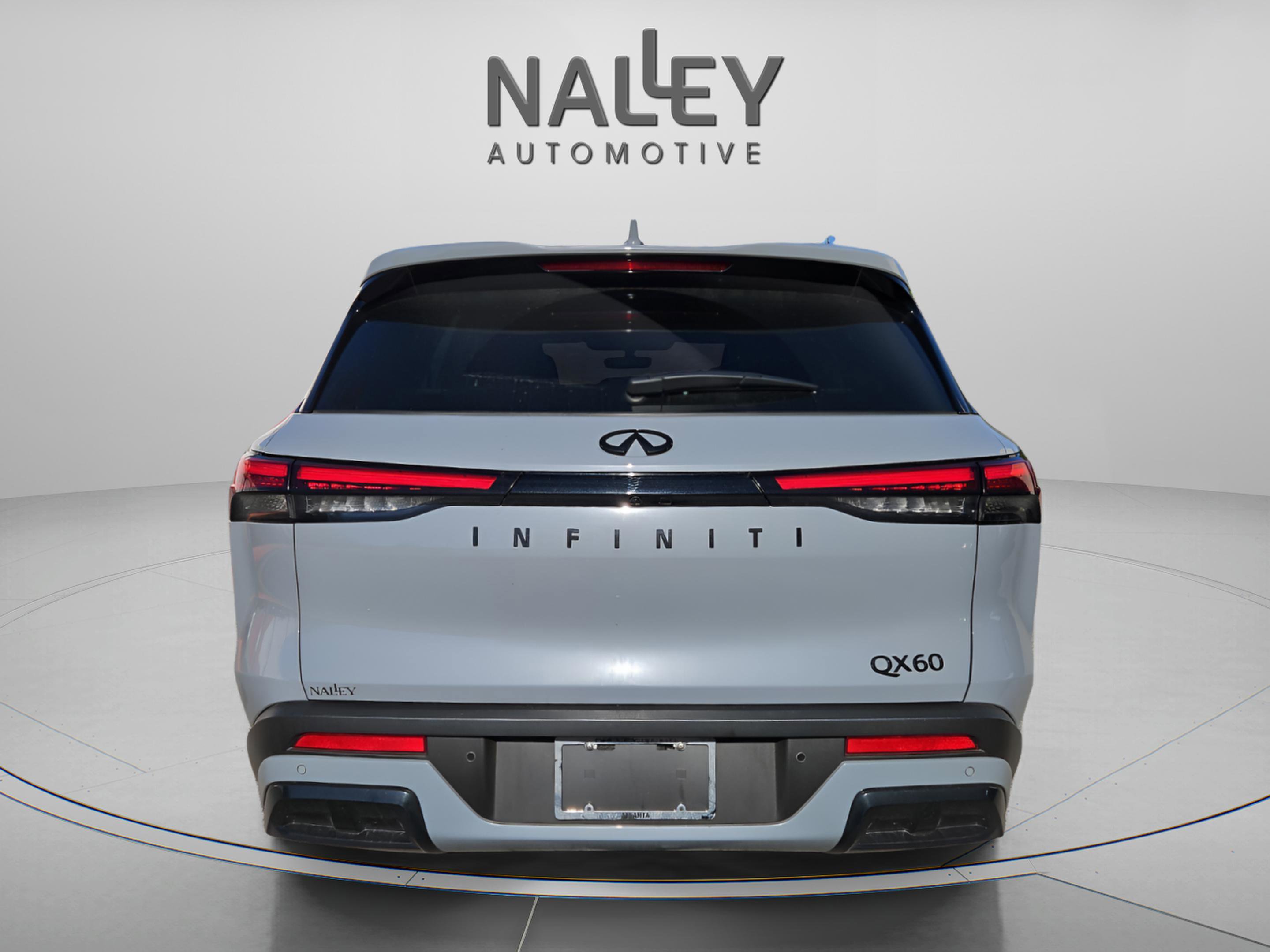 Certified 2025 INFINITI QX60 Luxe w/ Black Edition image 5