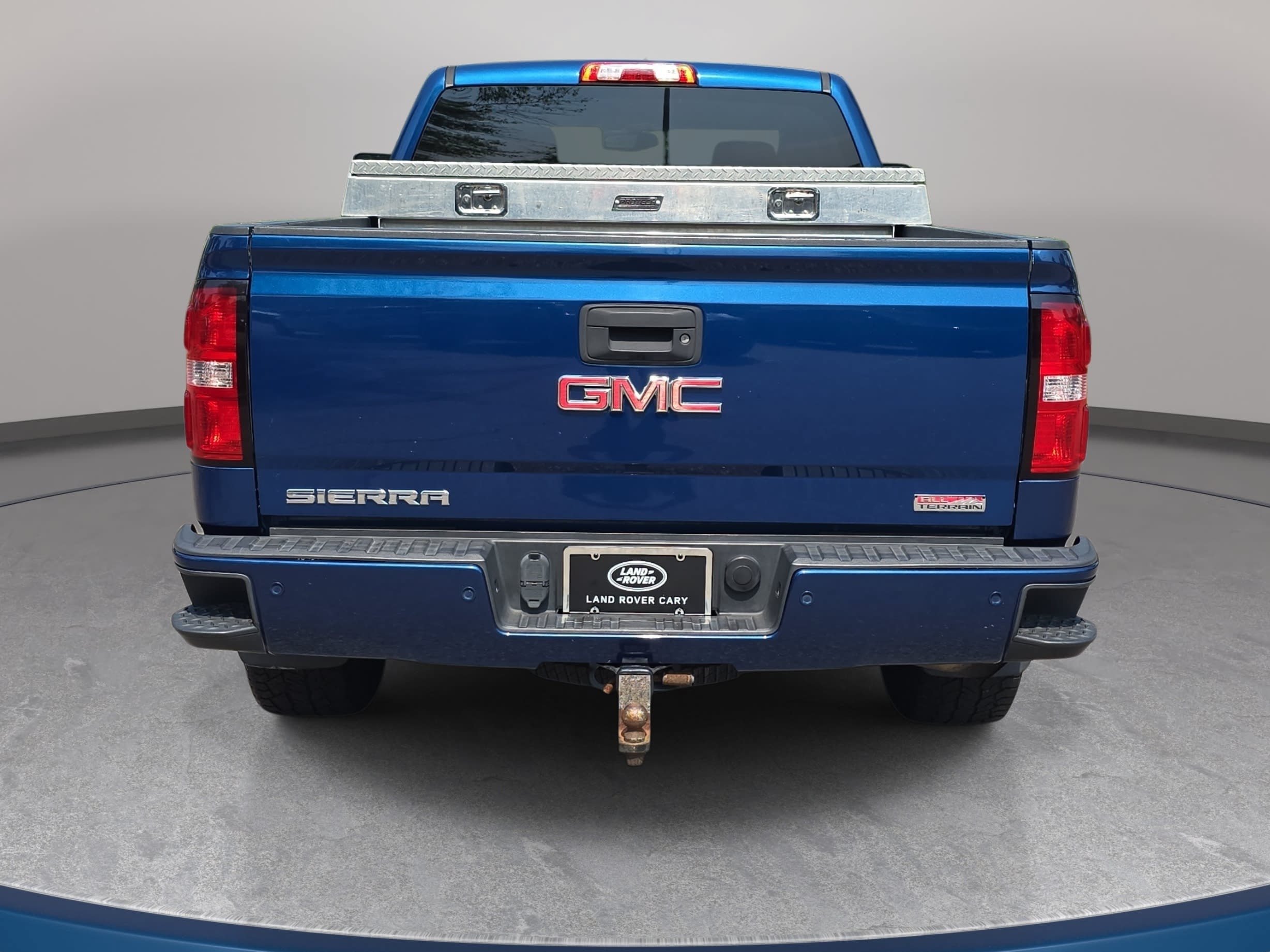 Used 2015 GMC Sierra 1500 SLT w/ All-Terrain Package AWD/4WD image 6