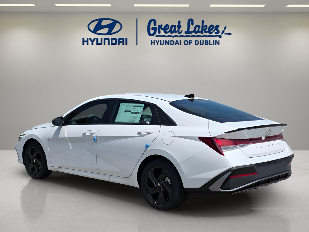 New 2026 Hyundai Elantra Sport FWD image 3