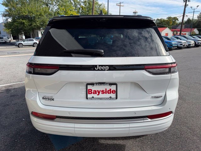 New 2027 Jeep Grand Cherokee Summit w/ Adv Protech Group IV AWD/4WD image 12
